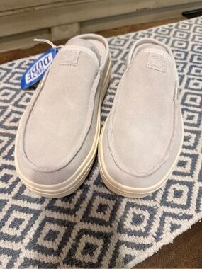 Hey Dude Women's Light Gray Suede Slip-On Clog Mules